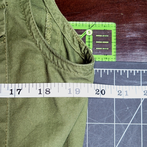 Fall Out Boy Army Vest, Ladies Small - fits like a Large - Picture 8 of 9